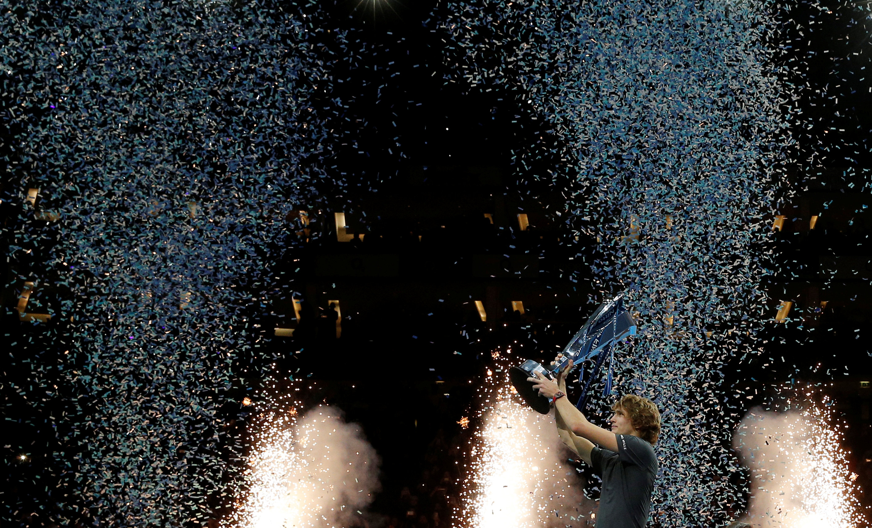 ATP总决赛横扫年终总决赛，蒂姆带队取胜