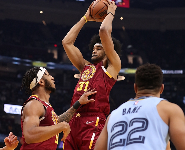 北京队翻盘福建队,莫兰特统治全场 北京队翻盘福建队,莫兰特统治全场