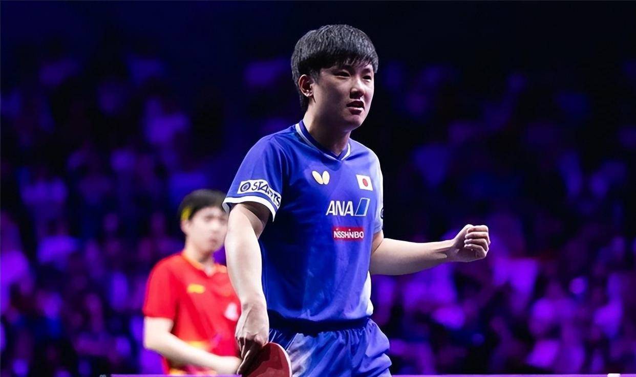 中国乒乓球队险胜日本乒乓球队，张本智和爆发神勇