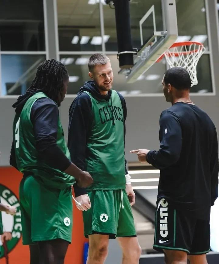 凯尔特人队长缺阵,球队面临实力考验 凯尔特人队长缺阵,球队面临实力考验