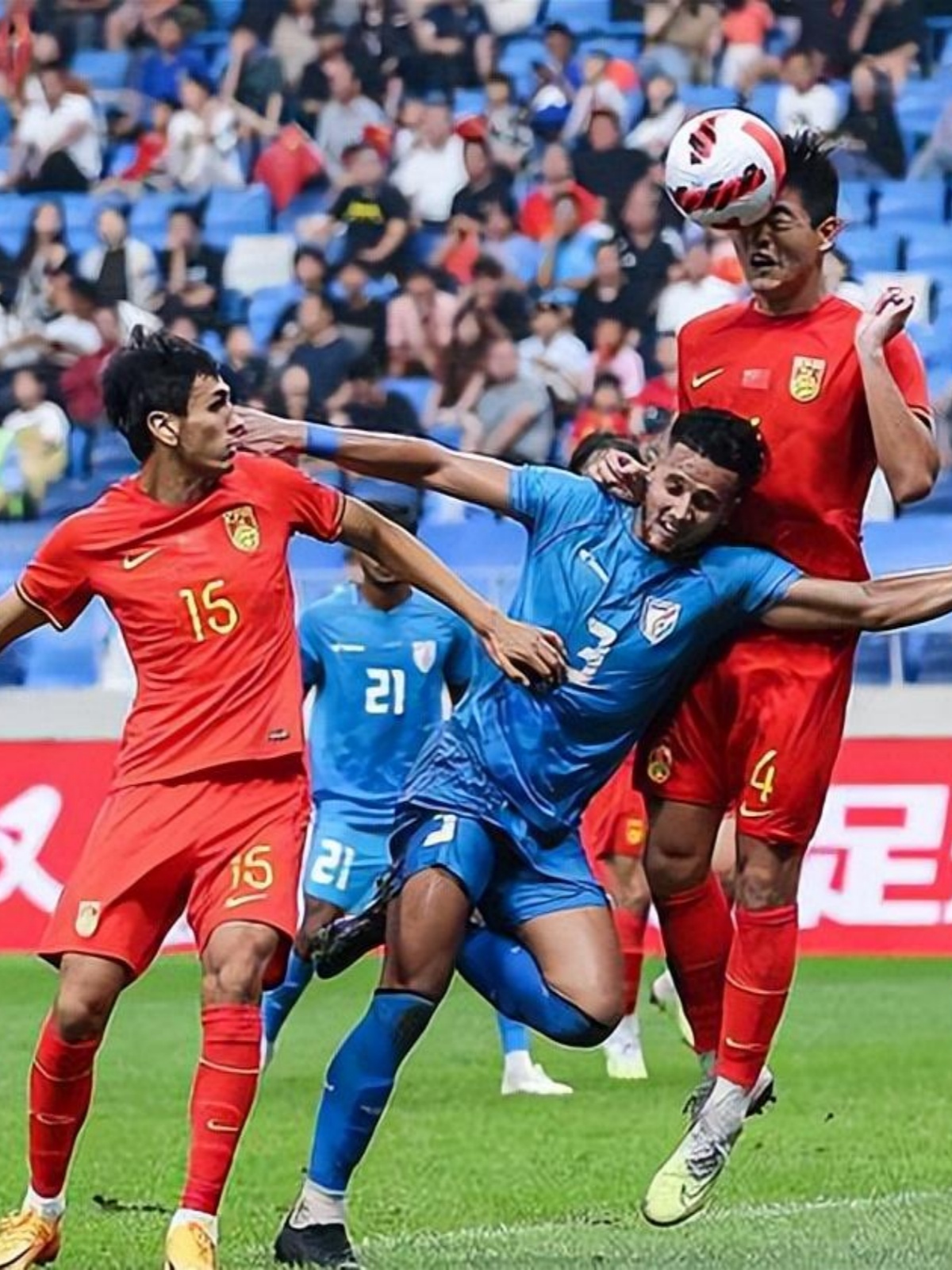 东南亚球队实现大逆转，晋级淘汰赛