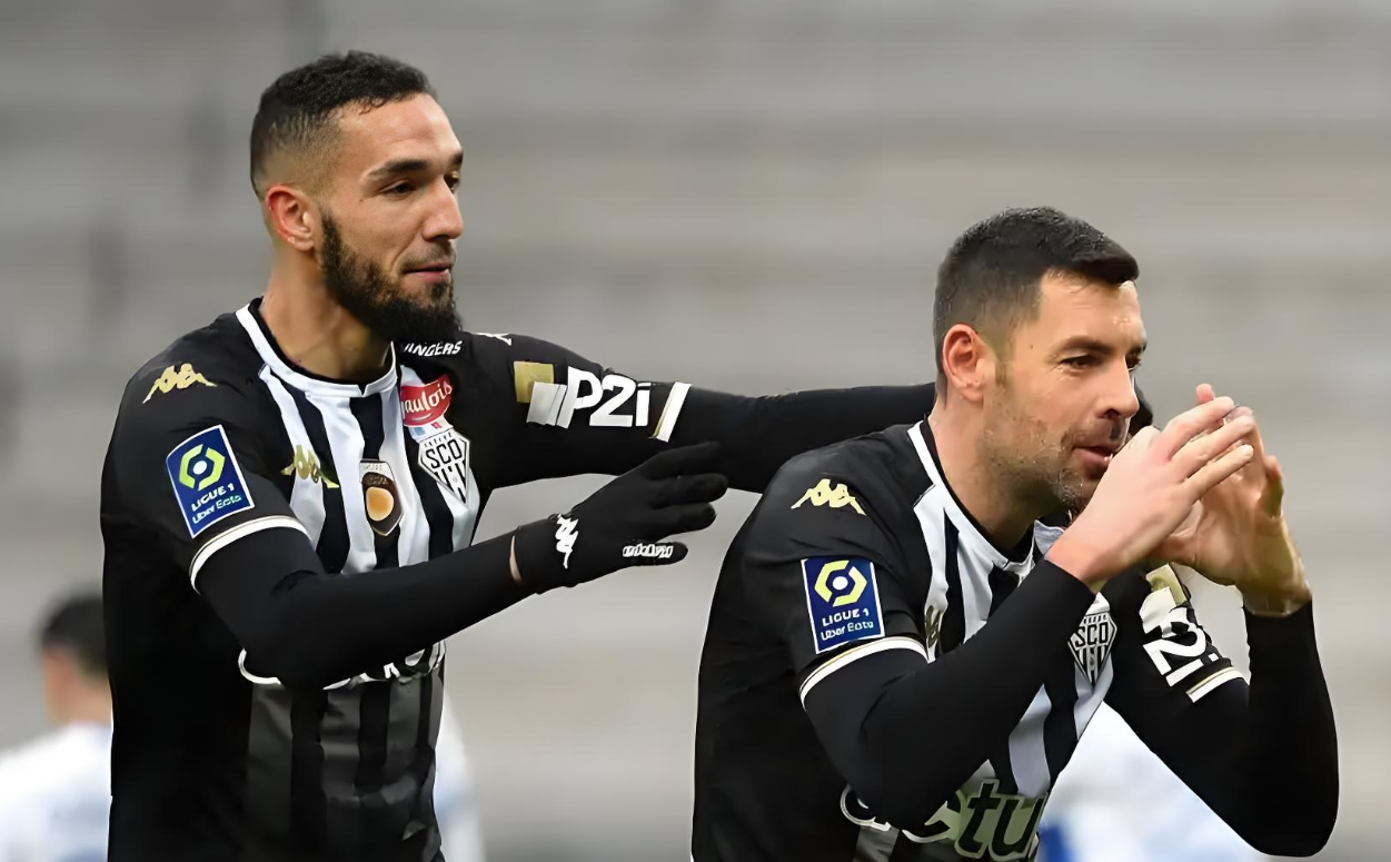 里尔客场不敌南特,遭遇联赛连败 里尔客场不敌南特,遭遇联赛连败