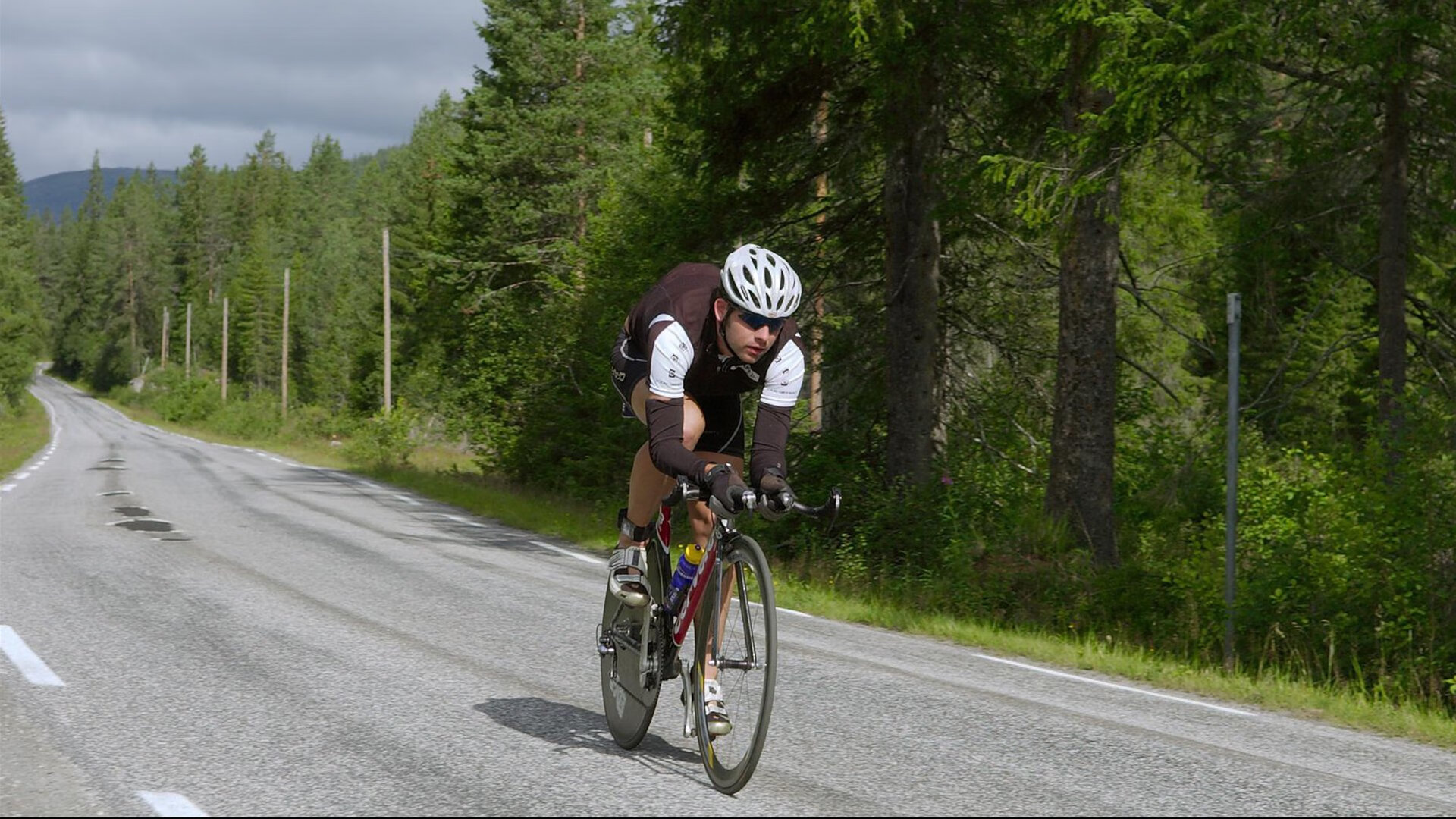 绝境王者的微笑，约基奇压力下的艺术爆发与篮网致命一击